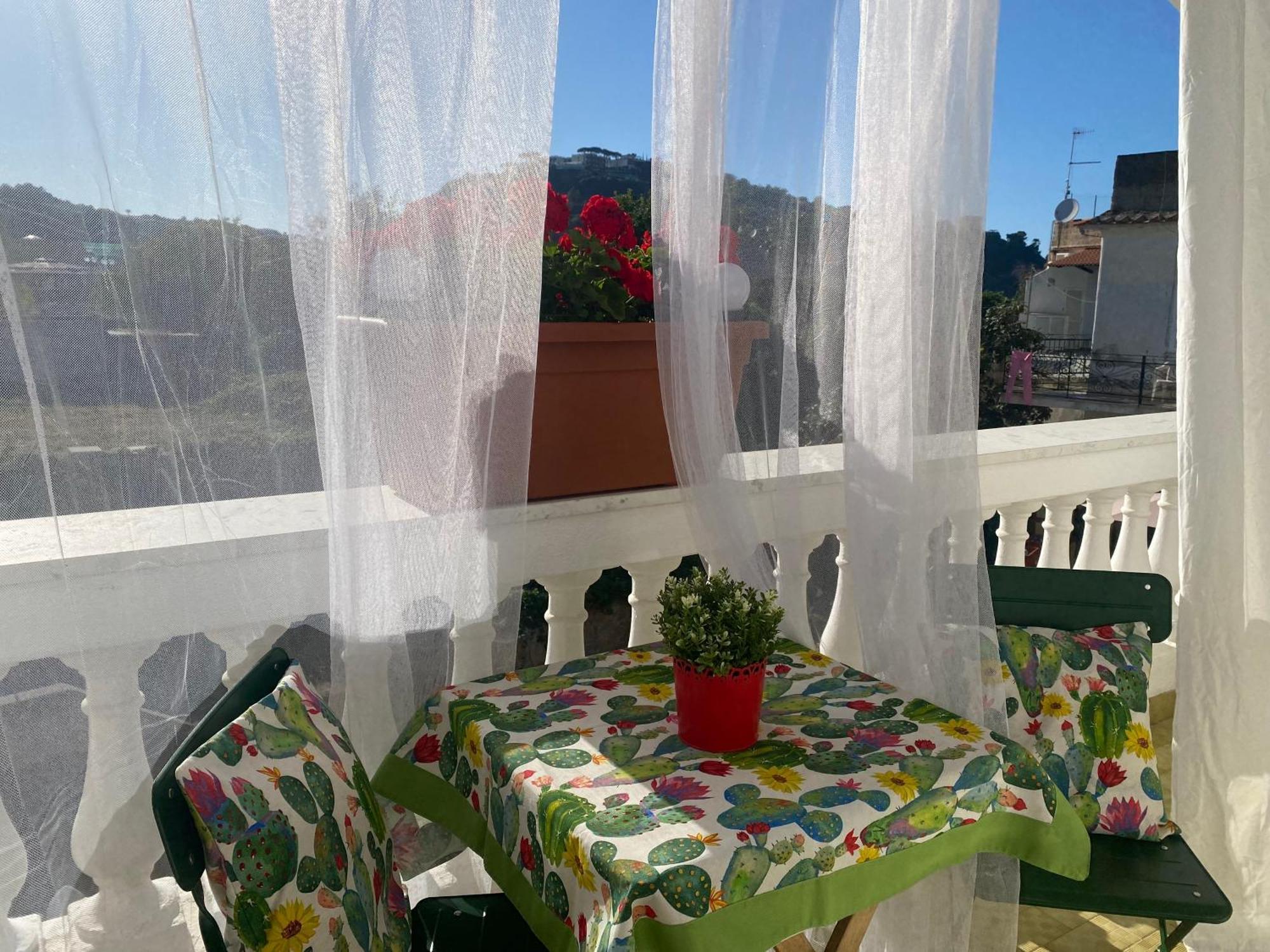 Villa Martina Suite Apartament Lacco Ameno  Exterior photo